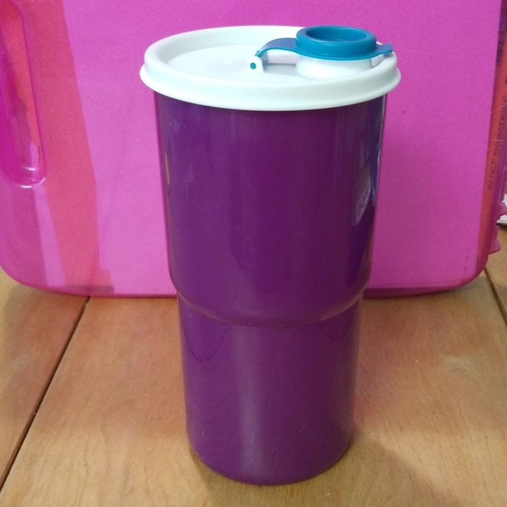 Tupperware travel cup